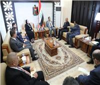 وزير الصناعة العراقي يبحث مع نيفين جامع تعزيز التعاون