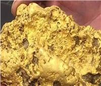 ضبط سيارة محملة بـ5 أطنان من أحجار خام الذهب في أسوان