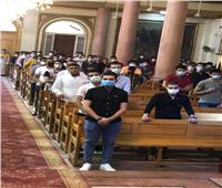 الأنبا باخوم يصلي قداس لطلاب الثانوية العامة بسوهاج