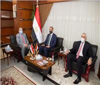 سعفان يبحث مع وزير العمل العراقي تفعيل مقررات القمة الثلاثية ببغداد