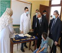 «مبارك» يتفقد فعاليات القافلة الطبية لجامعة المنوفية ومؤسسة صناع الخير لقرية دمليج