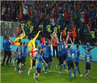 احتفالات مجنونة.. إيطاليا تتوج باللقب الأوروبي الثاني في التاريخ| صور وفيديو