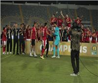 دوري أبطال أفريقيا| شاهد احتفال لاعبي الأهلى في الملعب| فيديو