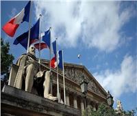 فرنسا تمرّر قانوناً يستهدف «الإسلام المتطرف»