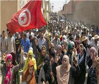 المتظاهرون يقتحمون مقرات حركة النهضة الإخوانية بمدن توزر والقيروان بتونس