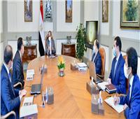 الرئيس السيسي يوجه بزيادة المخططات المالية الموجهة للاستثمارات العامة