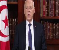 الرئيس التونسي:أتحمل المسؤولية أمام الله والشعب.. ولن أسكت على من يتطاول بالسلاح