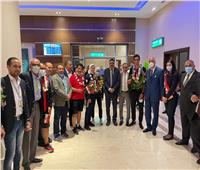 استقبال حافل من الشباب والرياضة لـ«أبطال التايكوندو» بمطار القاهرة