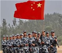 الجيش الصيني يخفي قواته بسلاح «طاقية الإخفاء» الجديد| فيديو