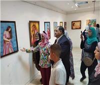 افتتاح معرض «همسات وألوان» بقصر ثقافة الغردقة  
