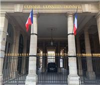 المجلس الدستوري الفرنسي يصدق على بطاقة الصحة والتطعيم الجباري 