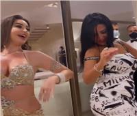 رانيا يوسف وجوهرة تُشعلان السوشيال ميديا بمقاطع رقص على «بنت الجيران»| صور