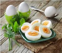 طبيب بريطاني: تناول البيض بانتظام في وجبة الإفطار ينقص الوزن