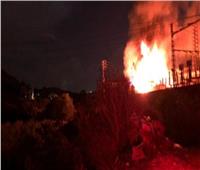 بالفيديو | حريق ضخم بأحد محطات الكهرباء ببيروت