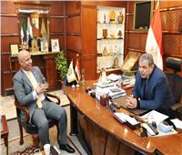 «سعفان» يلتقي نائب الاتحاد العام للمصريين بالسعودية