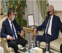 سفير بلجيكا يشيد بالتطور الهائل في شرم الشيخ والطريق الدولي الجديد