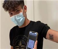 إيطالي يضع وشم «كيو آر كود» للقاح كورونا على ذراعه توفيرا للوقت