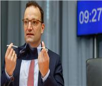 وزير الصحة الألماني: نشهد حاليا «وباءً من غير الملقحين»