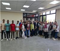 ورش عمل مجانية لتنمية اللغات بآداب عين شمس