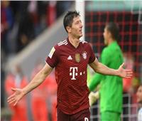 بعد الهاتريك في هيرتا برلين.. «ليفاندوفسكي» يحطم رقمه ويلاحق جيرد مولر