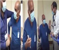إيقاف طبيب فيديو «إهانة الممرض» عن العمل وإحالتة للتحقيق