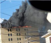 فيديو| حريق هائل في مستشفى بنيويورك و100 رجل إطفاء يكافحون للسيطرة على النيران