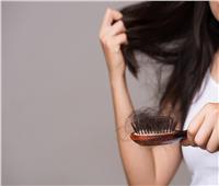 ٨ نصائح سحرية للحفاظ على الشعر من التساقط في الخريف