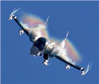 أطقم قاذفات Sukhoi Su-34 تدمرمنشآت ومعدات العدو الوهمي في تدريبات زاباد 2021