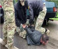 الأمن الروسي يقبض على 48 شخصا يصنعون أسلحة في السر| فيديو وصور