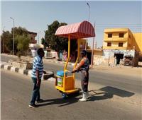 عربات متطورة لحماية عمال النظافة من أشعة الشمس بمدينة كلابشة بأسوان 