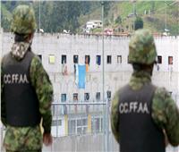 مقتل 24 سجيناً في معركة بالأسلحة النارية داخل سجن بالإكوادور