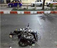إصابة 3 شباب في انقلاب دراجة بخارية بقنا