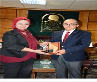  جامعة أسيوط تفوز بدرع ثاني أفضل جامعة مصرية صديقة للبيئة
