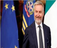 وزير الدفاع الإيطالي:الحاجة إلى تعاون أكبر بين الناتو والاتحاد الأوروبي 