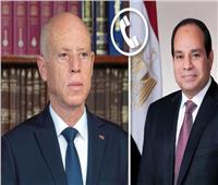 الرئيس السيسي يقدم العزاء لنظيره التونسي في ضحايا المروحية العسكرية