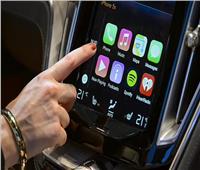 آبل تطور تطبيق «CarPlay» للتحكم في قيادة السيارات| فيديو