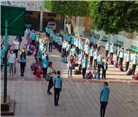 صور| «التعليم»: انتظام الدراسة في 12 محافظة اليوم