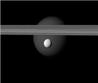 أنهار قمر زحل «تيتان» تفجر مفاجأة 