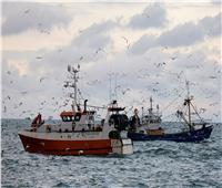 فرنسا تحتجز سفينة صيد بريطانية مع احتدام الخلاف على تراخيص الصيد