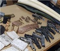 سقوط 80 تاجر مخدرات بأسلحة نارية في الجيزة