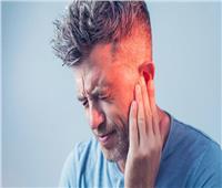 باحثون: فيروس كورونا يصيب خلايا الأذن الداخلية ويسبب فقدان السمع