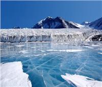 فقدت 100 مليار طن منذ يونيو.. ذوبان الصفائح الجليدية ينذر بكارثة في غرينلاند