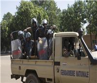 مصرع 19 عسكرياً ومدني واحد بهجوم لمتشددين شمال بوركينا فاسو