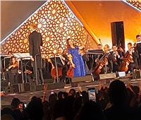 ماجدة الرومي.. نشاط على المسرح وأناقة مبهرة بمهرجان الموسيقى العربية