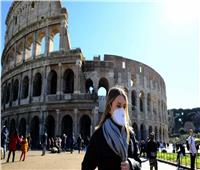 إيطاليا تنفي إمكانية العودة لفرض إلزامية ارتداء الكمامات في الهواء 