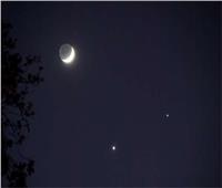 23 نوفمبر.. اقتران القمر والنجم بولوكس