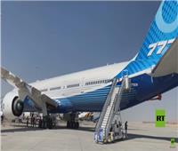 الكشف عن بوينج-777 الجديدة في معرض دبي للطيران..فيديو