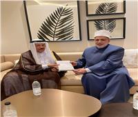 وكيل الأزهر يلتقي رئيس المجلس الأعلى للشؤون الإسلامية بالبحرين