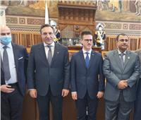 رئيس البرلمان العربي يلتقي بحاكمي سان مارينو في القصر الجمهوري