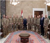 الرئيس اللبناني: الظروف الاقتصادية انعكست سلبًا على العسكريين